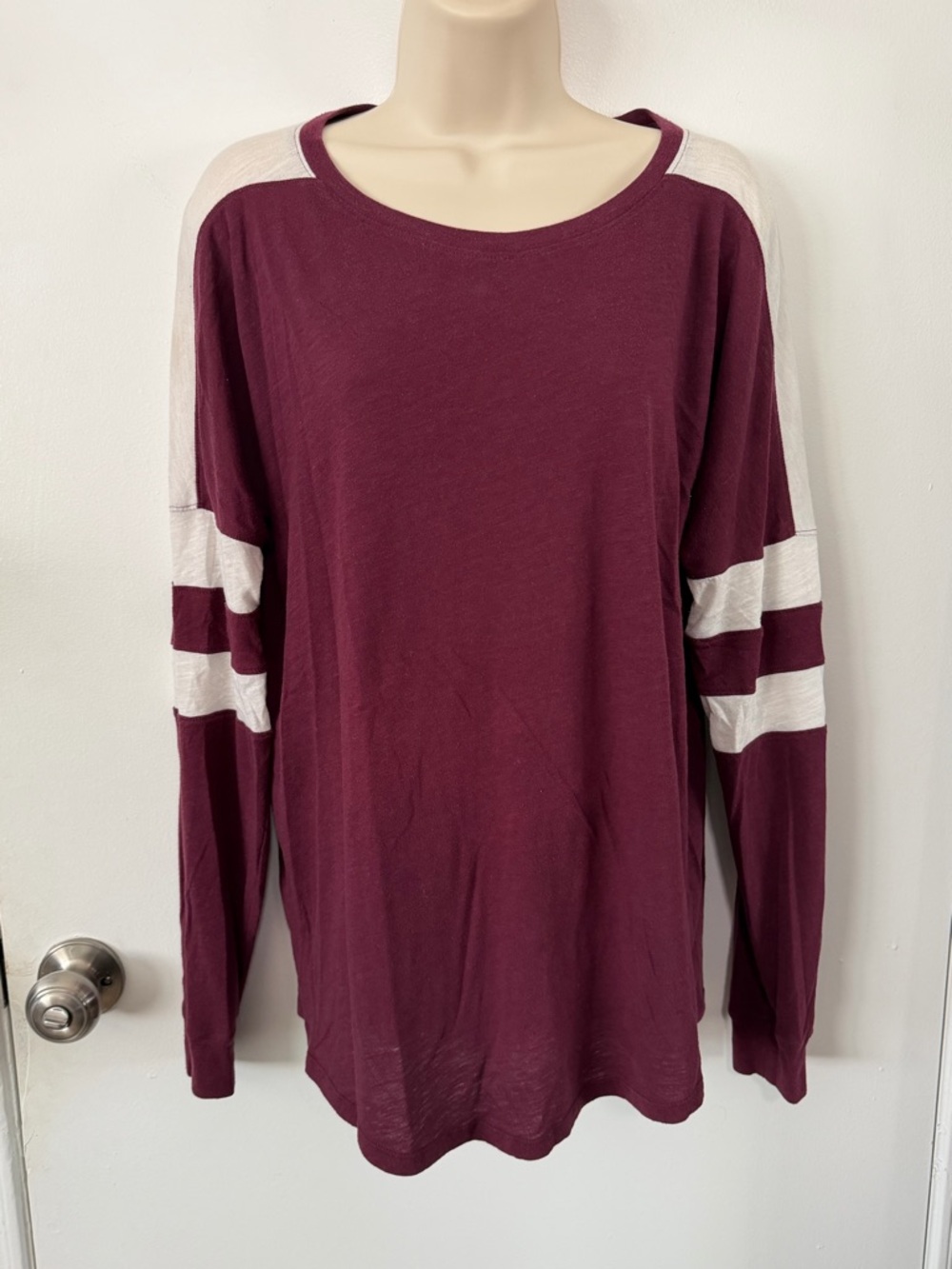 PINK Long Sleeve Maroon Tee S
